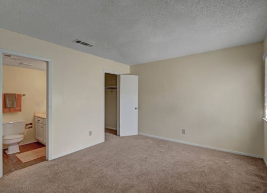 Summertree Place Bedroom Odessa Midland TX Apartment