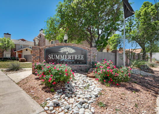 Summertree Place Exterior Odessa Midland TX Apartment