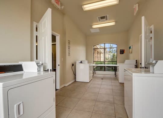 Residence at Heritage Park Laundry Apartments in Abilene