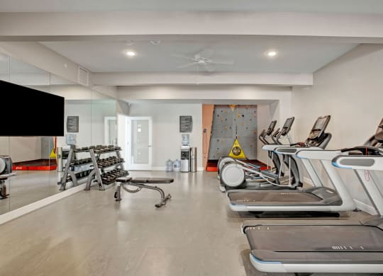 600 riverside indoor gym Apartments in Wenatchee, WA