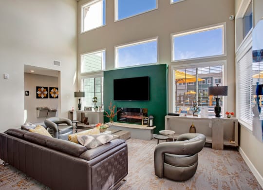 600 riverside resident lounge Apartments in Wenatchee, WA
