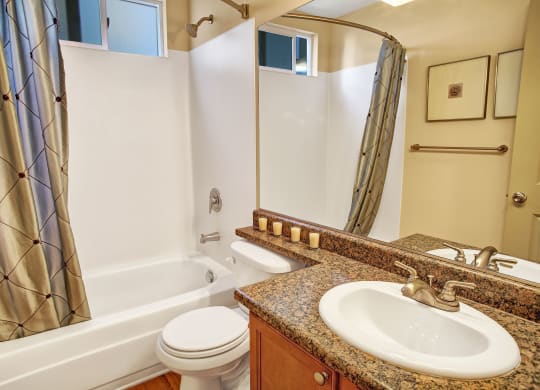 Regency Woods Bathroom Apartments in Renton, WA