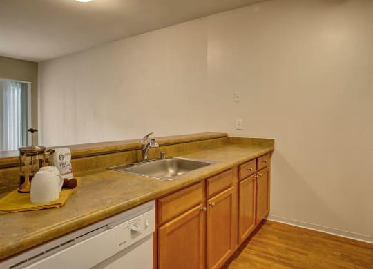 St James Tower Kitchen Apartments in Seattle, WA