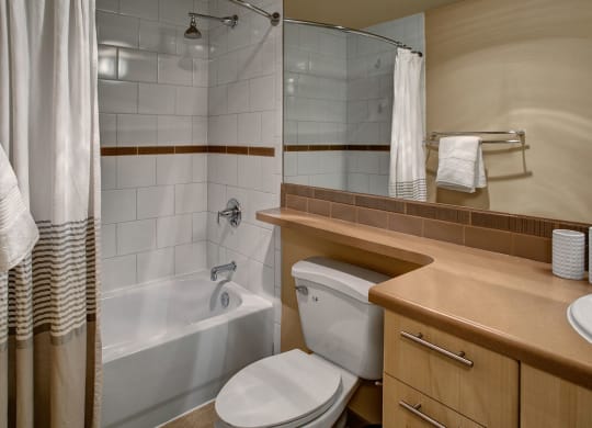 Vermont Bathroom Apartments in Kenmore