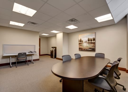 Avenir Conference Room Apartments for rent Milwaukee, Wisconsin
