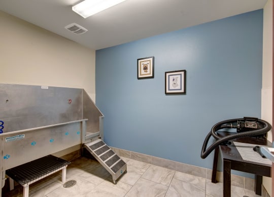 Avenir Dog Wash Station Apartments for rent Milwaukee, Wisconsin