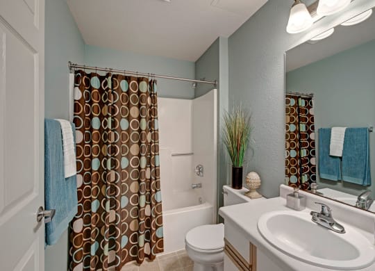 River's Cove bathroom