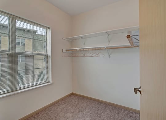 Swan Creek Walk-In Closet Apartments in Fitchburg, Wisconsin