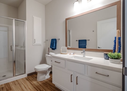 Van Buren East - Bathroom