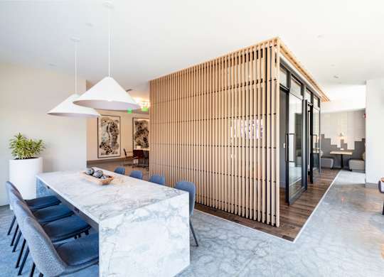 Leasing Office