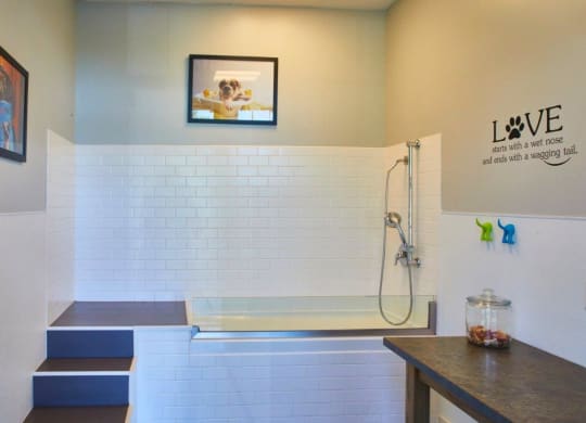 Pet Care Center at The Tannery, Connecticut, 06033