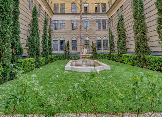 Courtyard with a fountain at The Langham Apartments, Los Angeles, CA, 90005