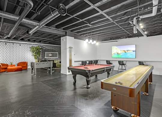 Game Roomat Park Wilshire, Los Angeles, 90057