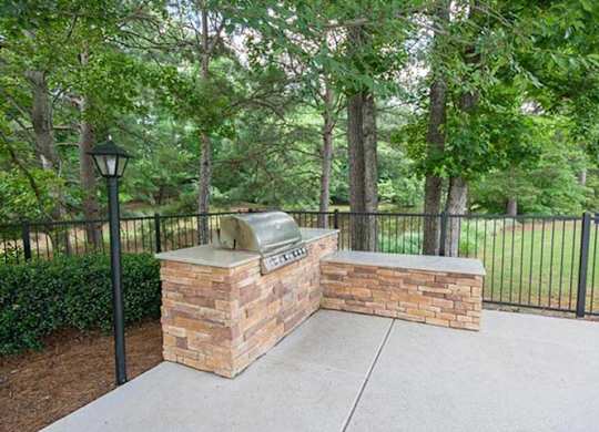 Community Grilling Stations at Lullwater at Calumet, Georgia