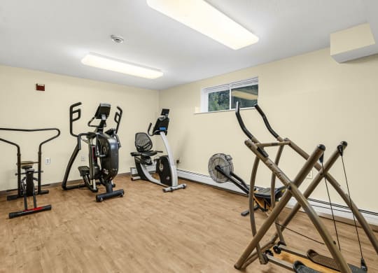 the gym with exercise equipment at 1861 muleshoe road