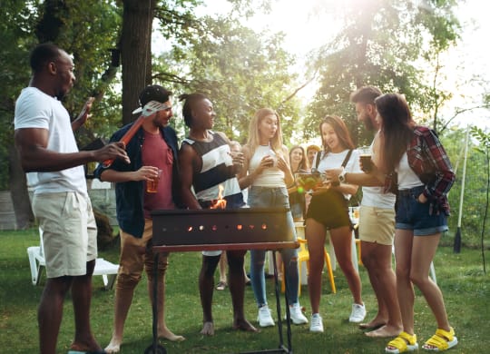 friends barbequeing