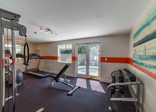 the gym at the preserve apartments at Quartz Creek, Mountlake Terrace