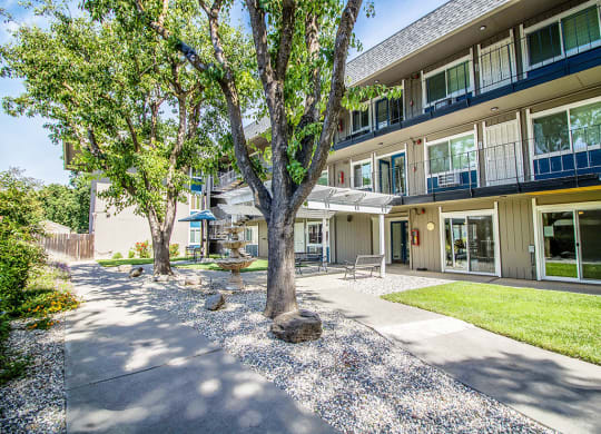 Exterior at Woodland Crossing , Woodland, CA 95695
