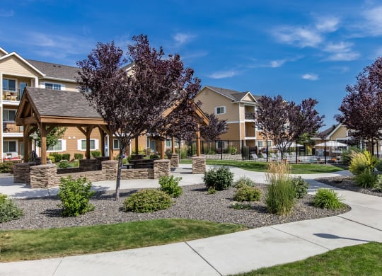 walking path through Quail Springs Apartments