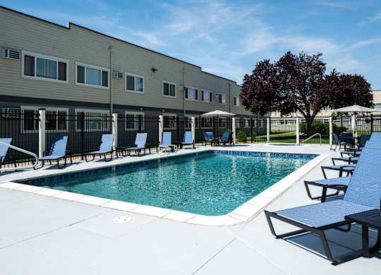 Americana | Outdoor Pool