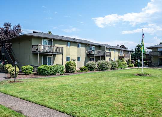 Pacific Village | Exterior
