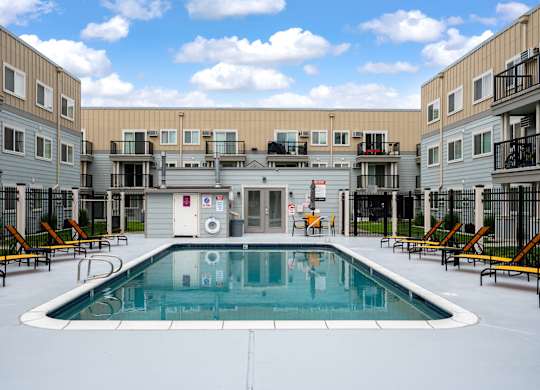 Sunset Apartments | Outdoor Seasonal Pool