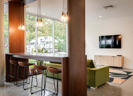 K14 | Resident Lounge