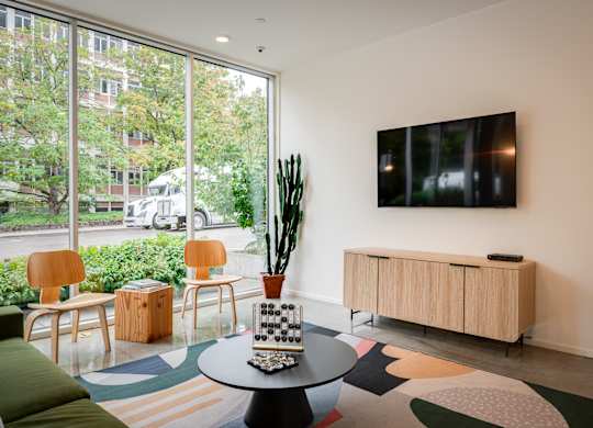 K14 | Resident Lounge
