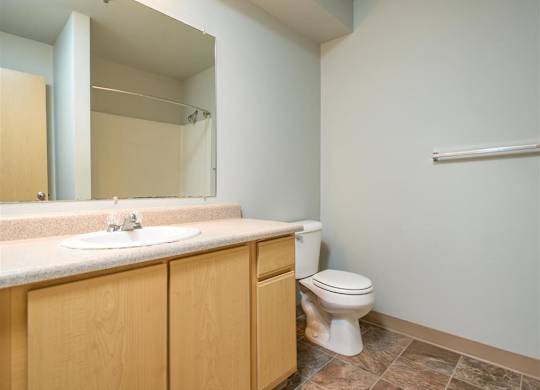707 Communities | Tenth Street Bathroom