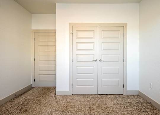 Tidewater Apartments | Bedroom