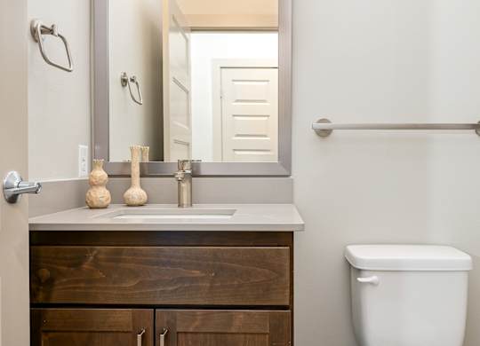 Tidewater Apartments | Bathroom