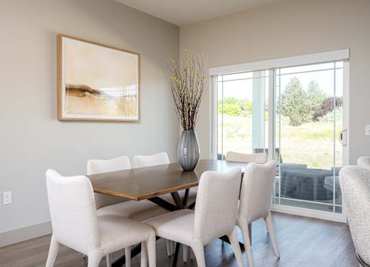 Tidewater Apartments | Dining Room