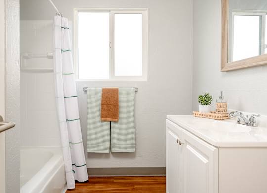 Pacific Village | Bathroom