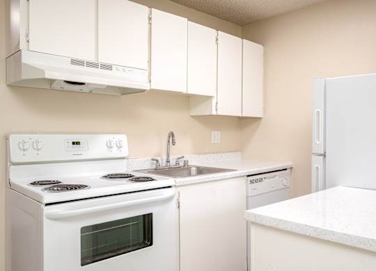 Sunset Apartments | Kitchen
