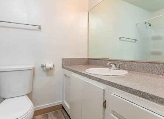 Americana | Bathroom