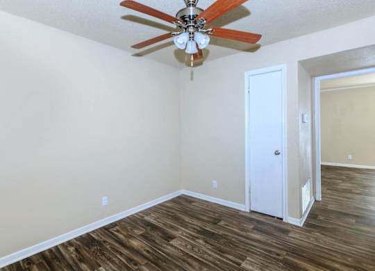 Ceiling Fan at Boston Woods Apartments, Texas