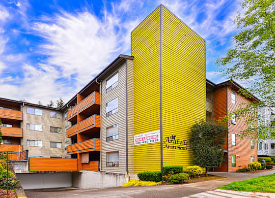 Seattle Apartments-  Outside View