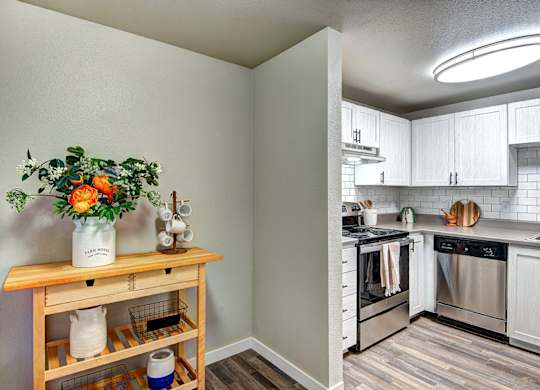 The Lynx Apartments  Kitchen at The Lynx Apartments, Everett, WA
