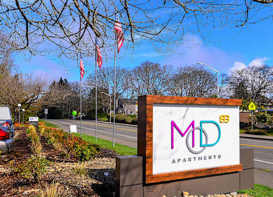 Lakewood Apartments - MOD 83 Apartments - Signage