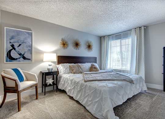 Lakewood Apartments - MOD 83 Apartments - Bedroom 1