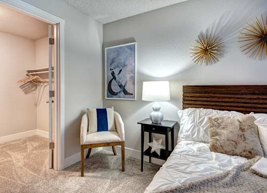 Lakewood Apartments - MOD 83 Apartments - Bedroom 2