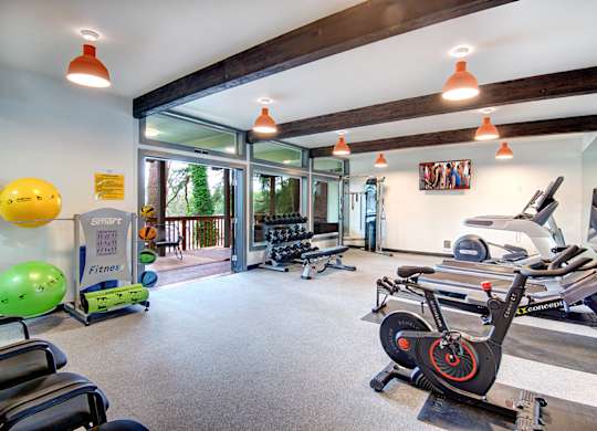 Lakewood Apartments - MOD 83 Apartments - Fitness Center