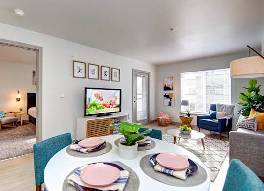 Northgate - Row on Third - Living Room