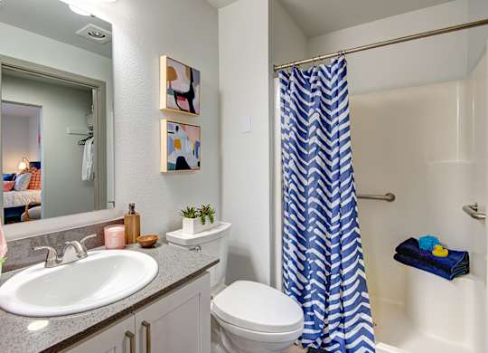Northgate - Row on Third - Bathroom