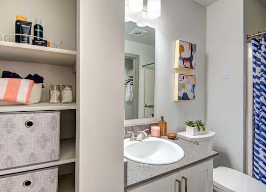 Northgate - Row on Third - Bathroom