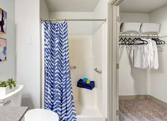 Northgate - Row on Third - Bathroom