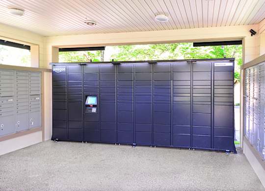 amazon locker at Deer Creek Apartments, Puyallup, WA