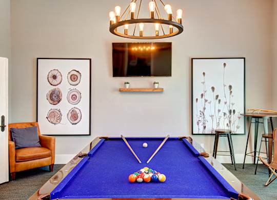 clubhouse - pool at Deer Creek Apartments, Puyallup