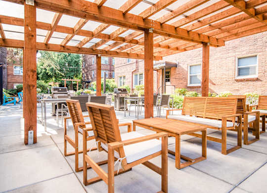 Common Patio and Gas Grills at Cadence, Seattle