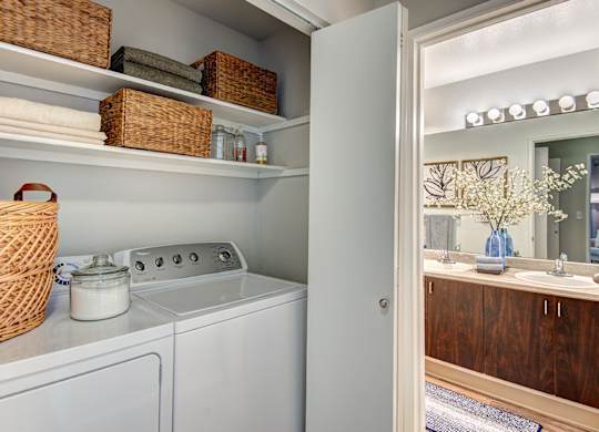 Small Laundry Room at Signature Pointe, Kent, 98032